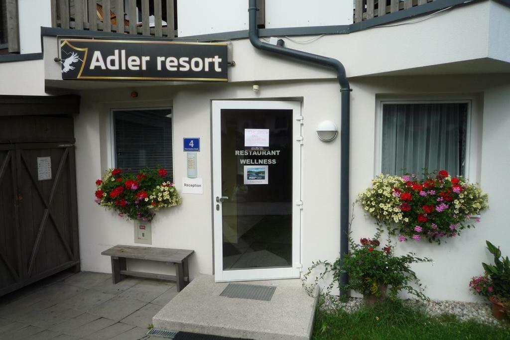 Adler Kaprun, Golf 'N' Ski And Mountain Biking. Eksteriør billede